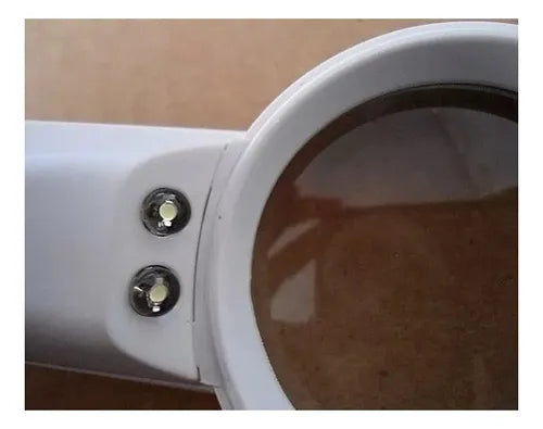 Lupa De Mano Portátil Mg6b-5 Con Iluminación 2 Led