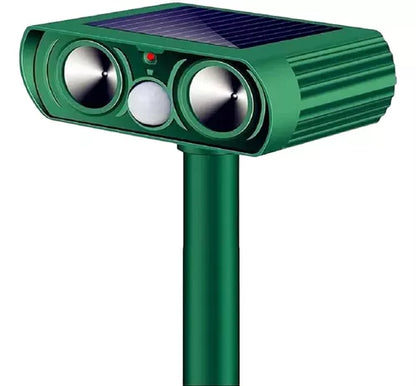 Repelente De Animales Solar Ahuyentador Jardín Ultrasónico Color Verde Oscuro