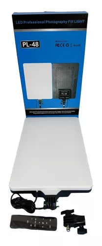 Led de luz led Genérica pl-48 con estructura Negro 220V