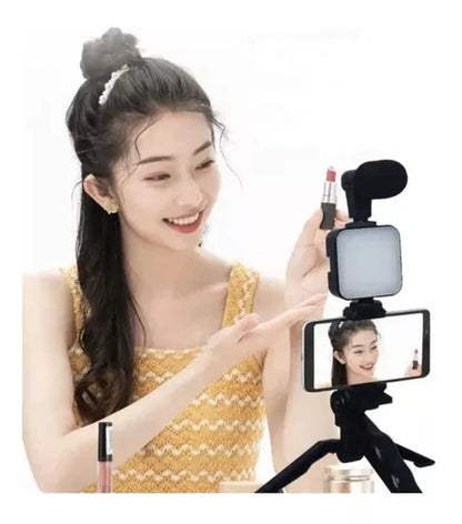 Kit De Creación Transmisión De Videos Soporte Luz Micrófono