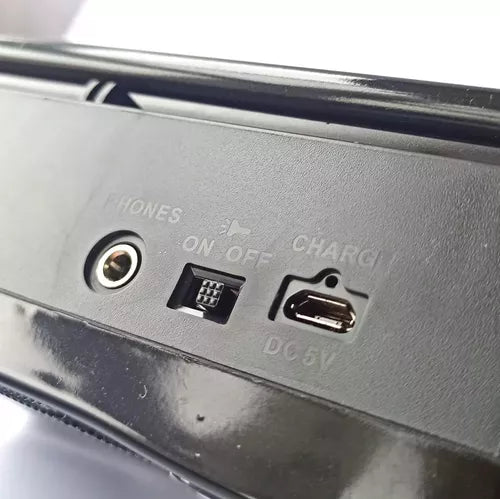 Radio Am Fm Ws1 Ws2 Usb Recargable Y Linterna 13482